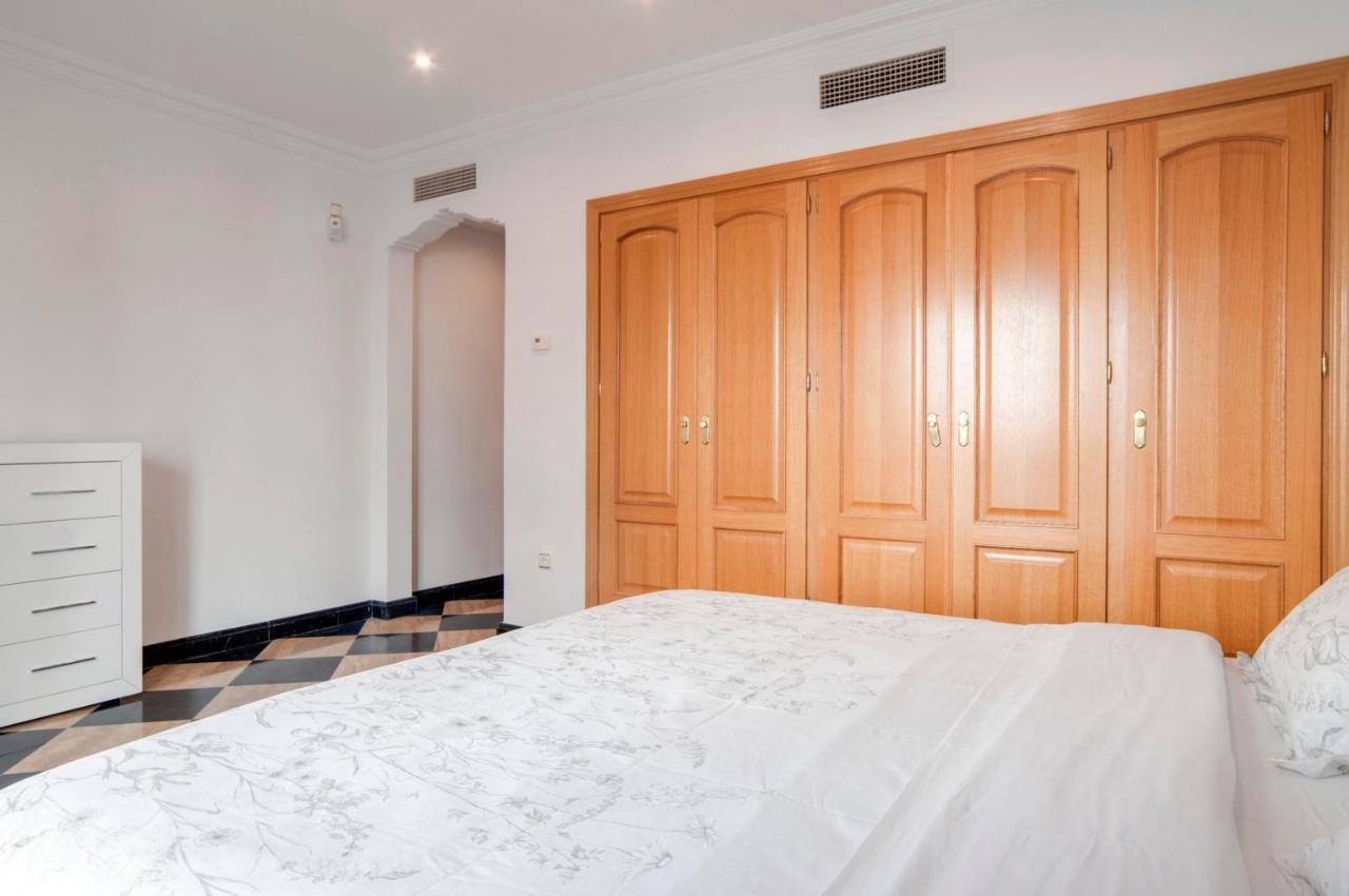 218 Puerto Banus Marbella Front Line 270 Meters Apartman Kültér fotó