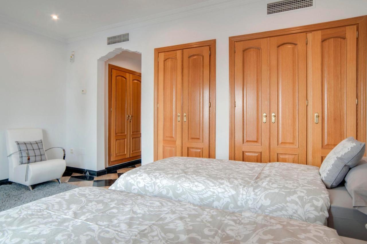 218 Puerto Banus Marbella Front Line 270 Meters Apartman Kültér fotó