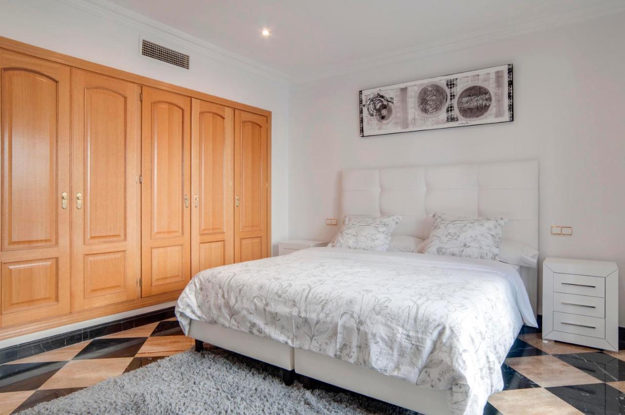 218 Puerto Banus Marbella Front Line 270 Meters Apartman Kültér fotó